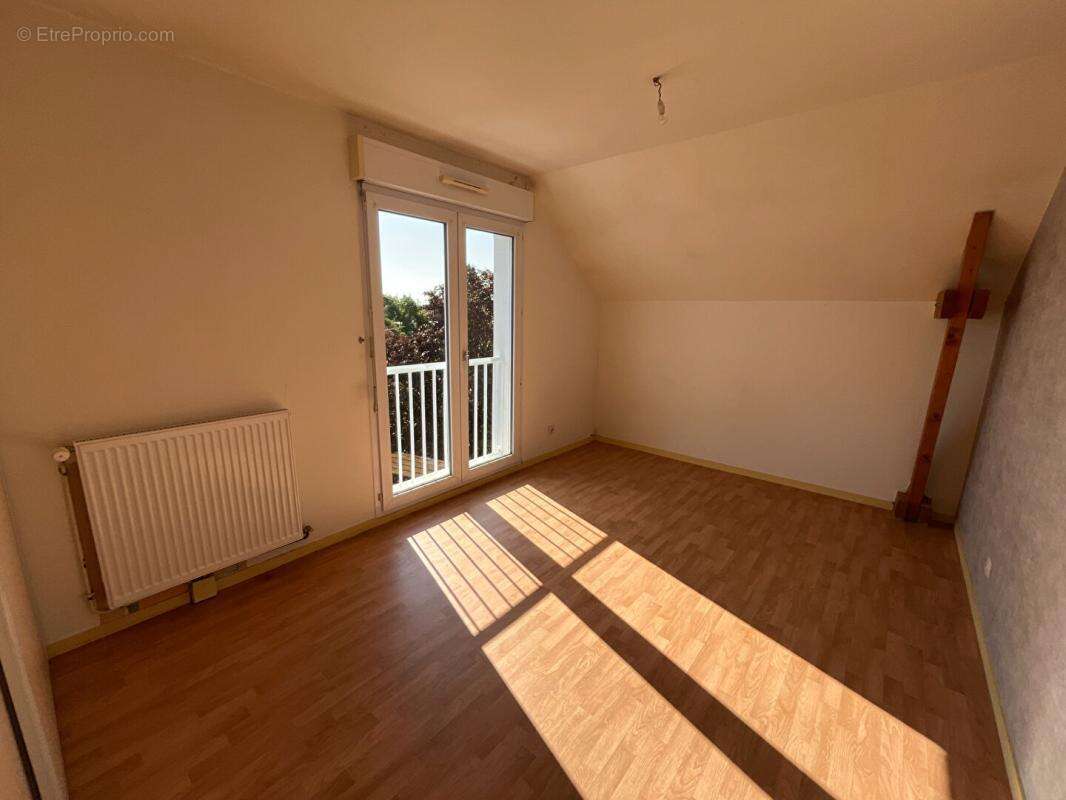Angers - T5 en duplex avec terrasse et parking - photo 11