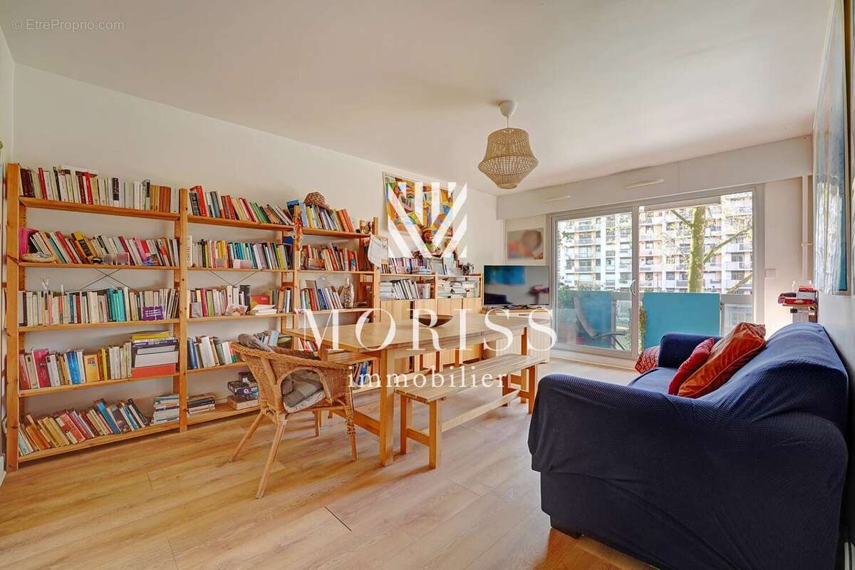 Appartement à PARIS-19E