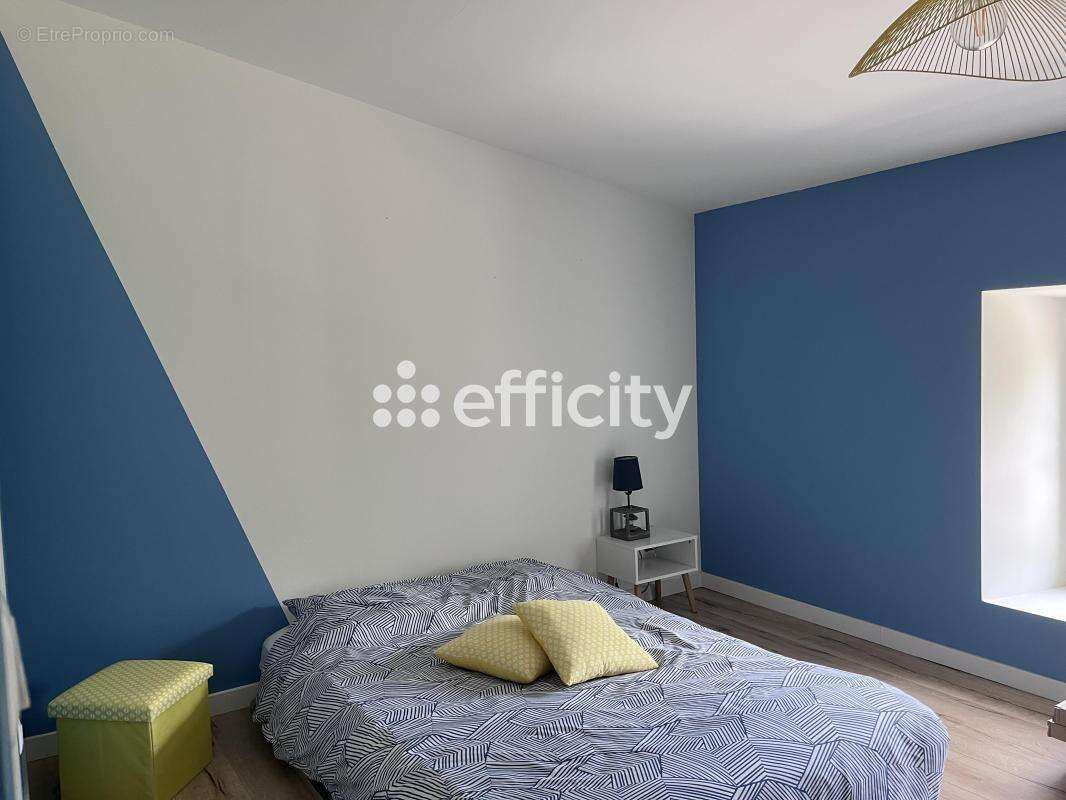 Maison 180 m² à Saint-Symphorien  - photo 8