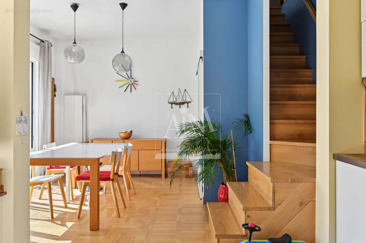 Appartement à NANTERRE