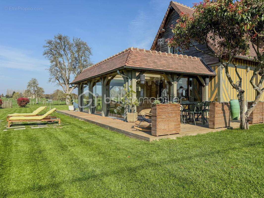 Maison à PONT-L'EVEQUE