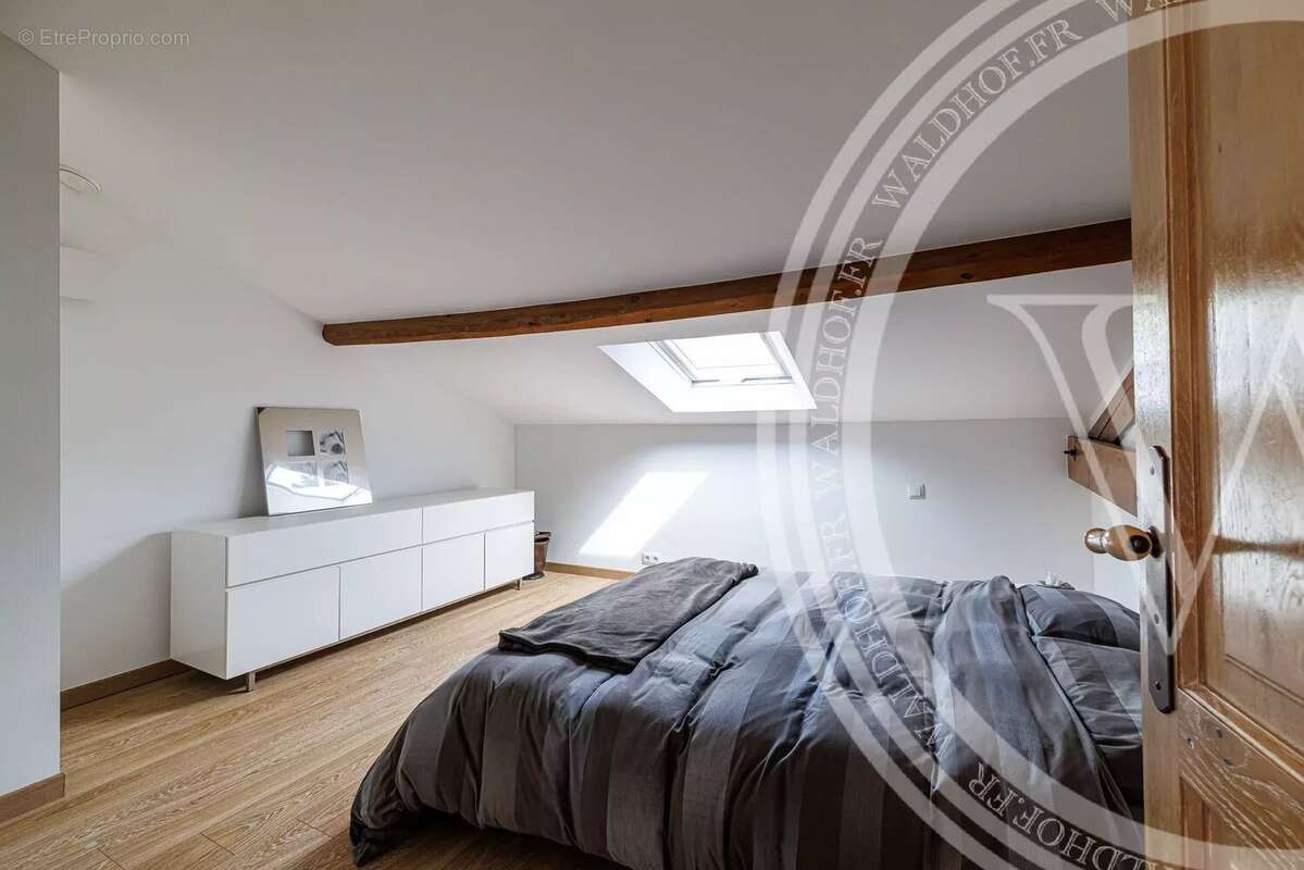 Appartement à LA TURBIE