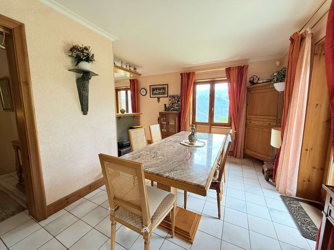 Maison à SAINT-PANCRACE