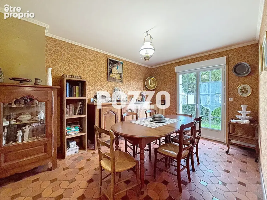 Coutances maison dans Résidence calme, 900 mètres du centre ville, 150 m2 environ, terrain de 900 m² - photo 8