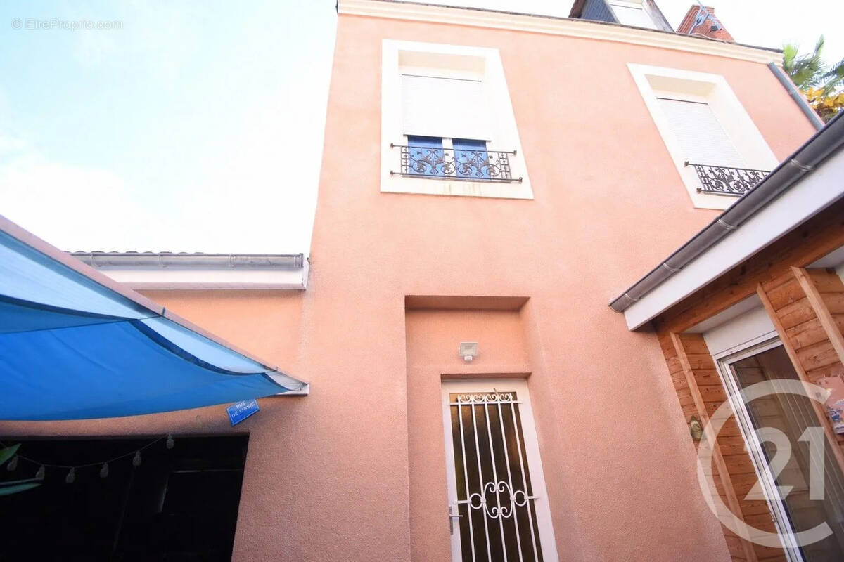 Maison à VICHY