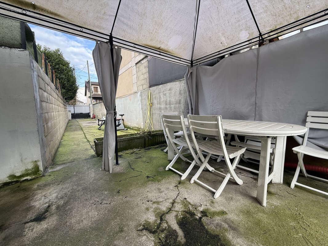 Maison à LE BLANC-MESNIL