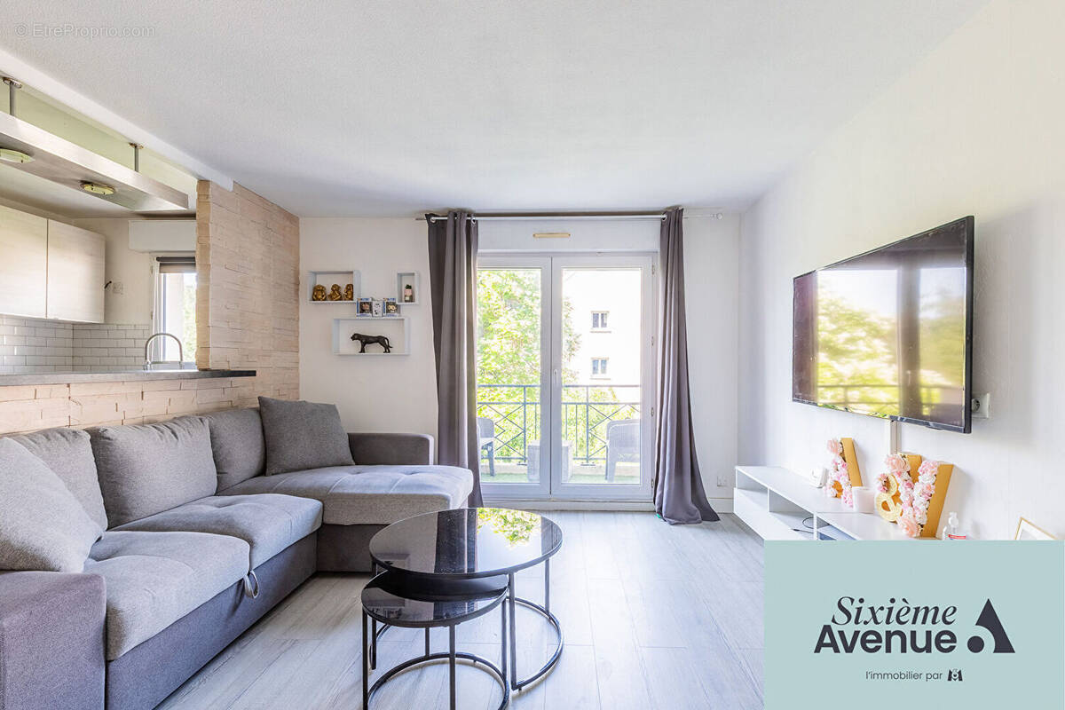 Appartement à CHILLY-MAZARIN