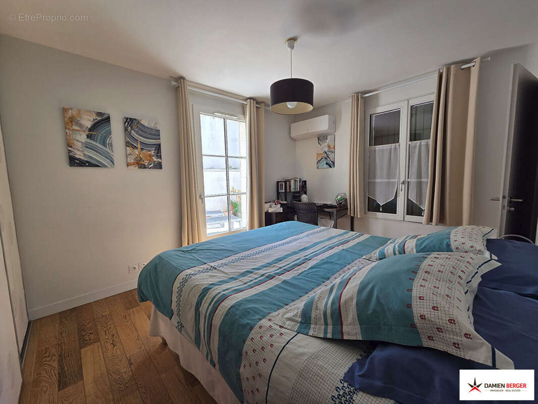 La Rochelle - Vieux port - Appartement T4. - photo 9