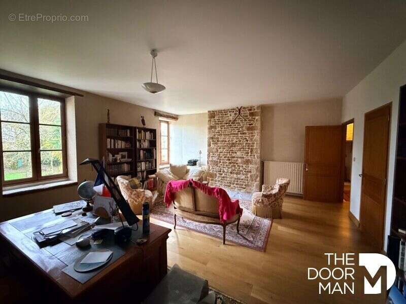 Maison à CELLES-SUR-BELLE