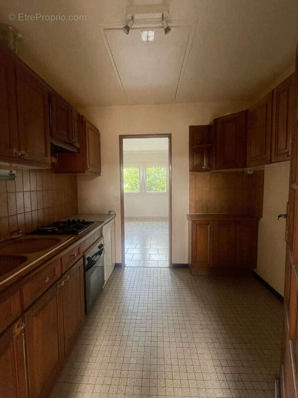 Maison à SAINT-JEAN-DE-BRAYE