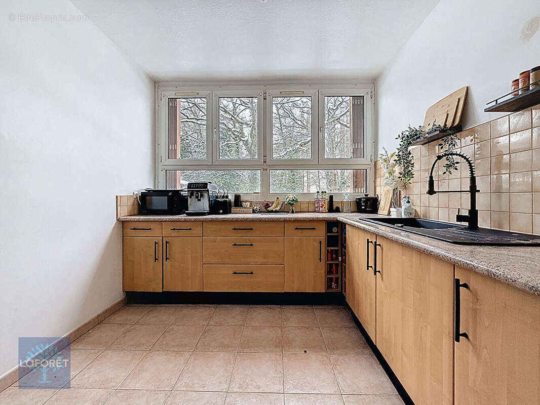 Appartement à SAINT-MICHEL-SUR-ORGE