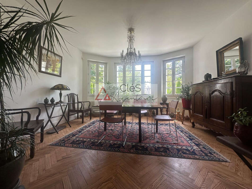 Maison à LANGON