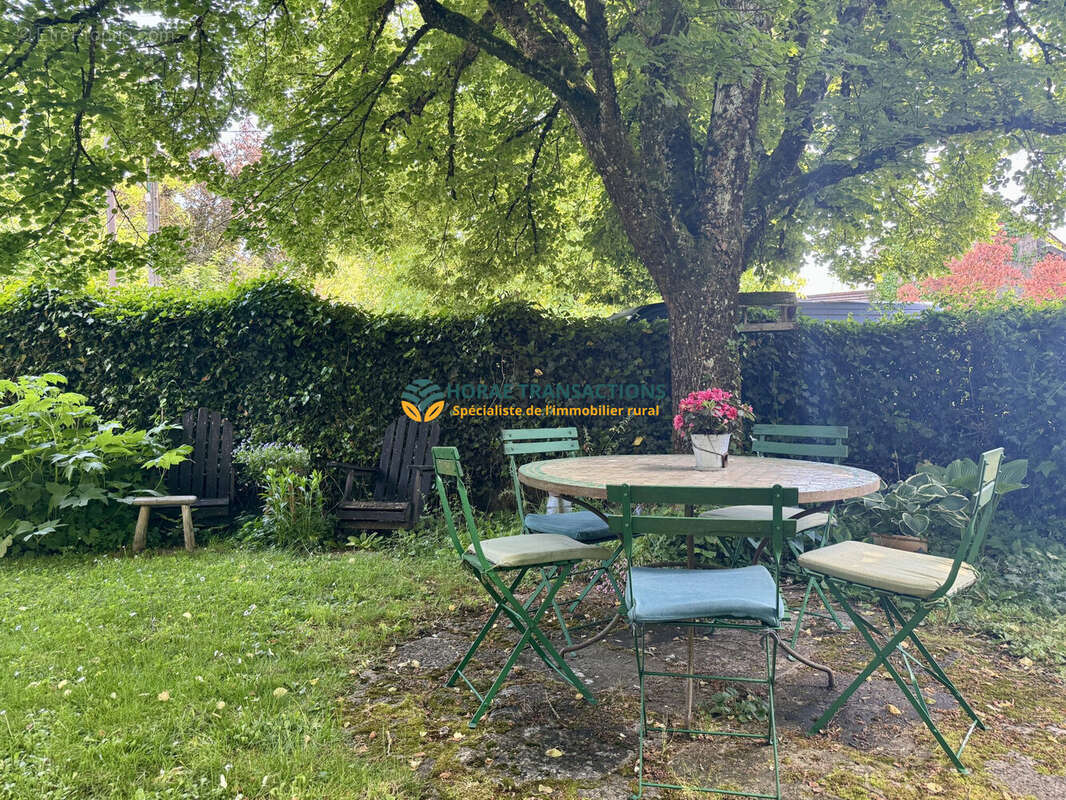 Maison à VILLERSEXEL