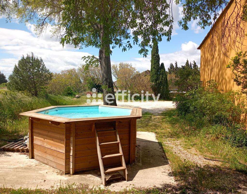 Maison à CAMARET-SUR-AIGUES