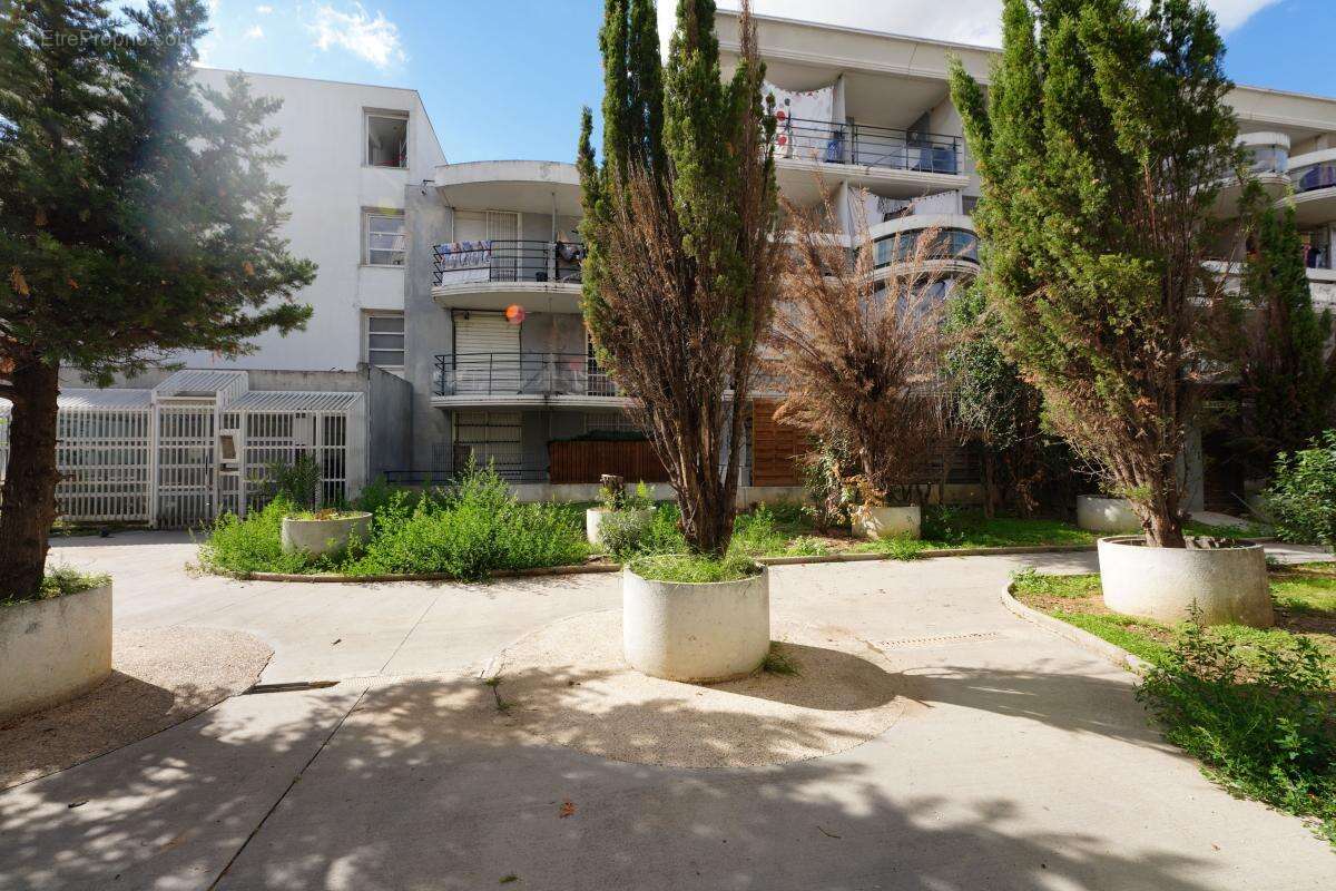 Appartement à MARSEILLE-14E
