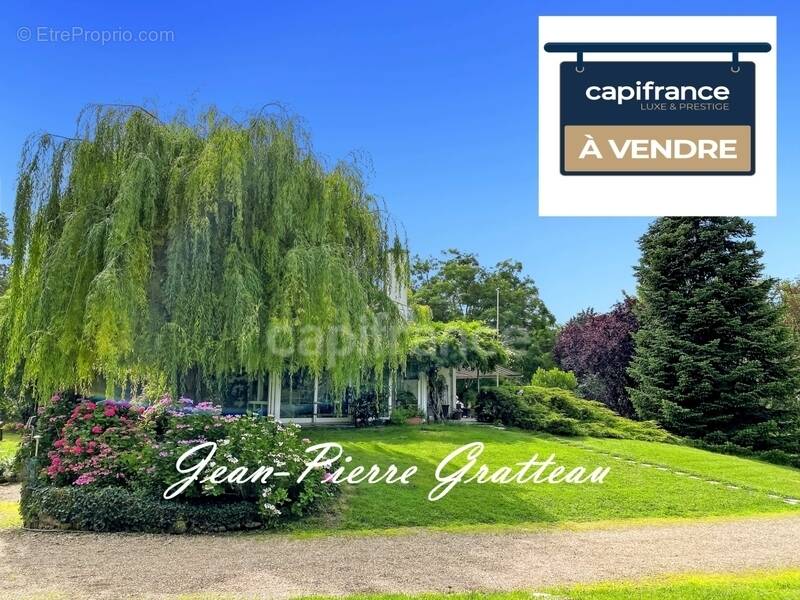 Maison à CHATELLERAULT