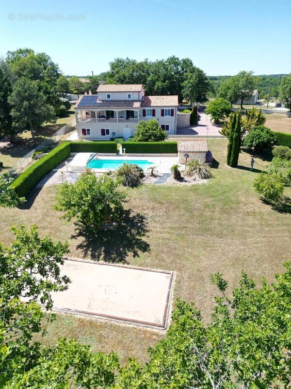 Photo 1 - Maison à HAUTEFAGE-LA-TOUR