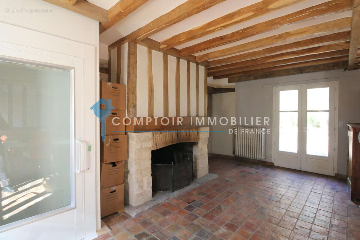 A vendre Dpt Eure (27) proche Pacy sur Eure Moulin 353 m2 avec piscine sur terrain de 5542 m2 au bord de riviè - photo 5
