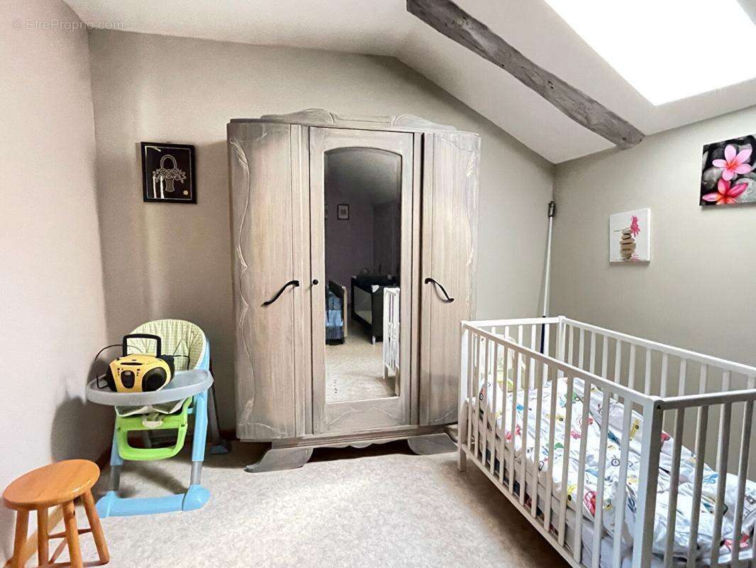 Maison à CONTREXEVILLE