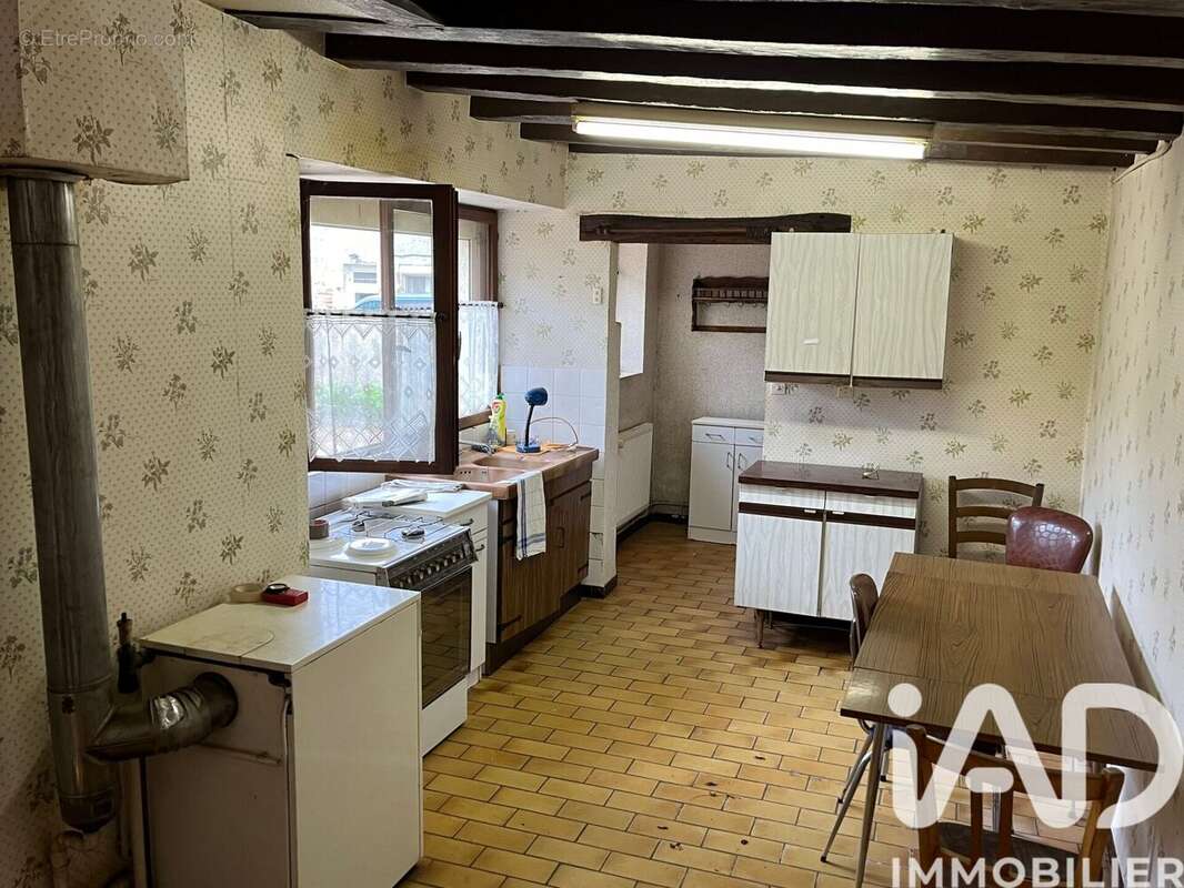 Maison 94 m² à Ternay  - photo 4