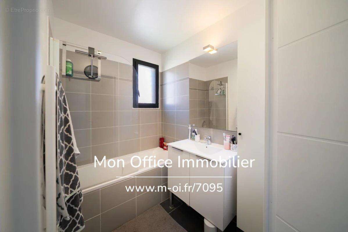 Référence : 7095-TLE - A Vendre - Maison 3 pièces - La Duranne Haute - Décennale en cours - Aucun travaux à prévoir - photo 8