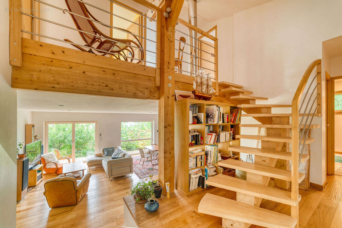 Photo 2 - Maison à MONTLUEL