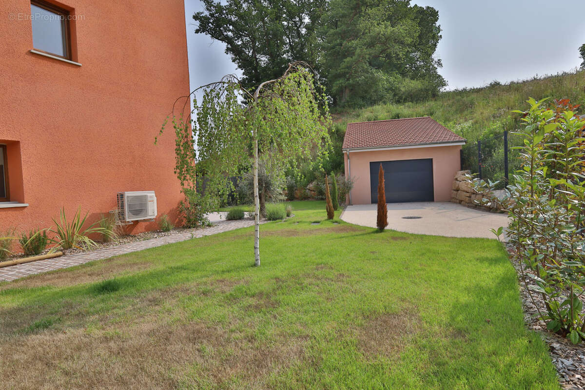 Appartement à OYTIER-SAINT-OBLAS