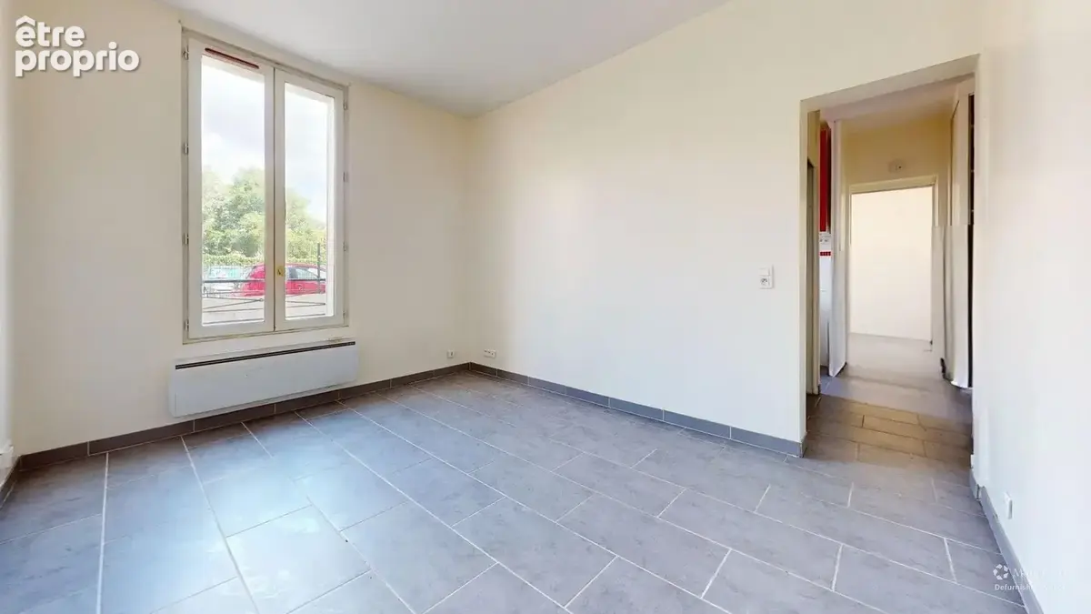 Appartement à LES PAVILLONS-SOUS-BOIS