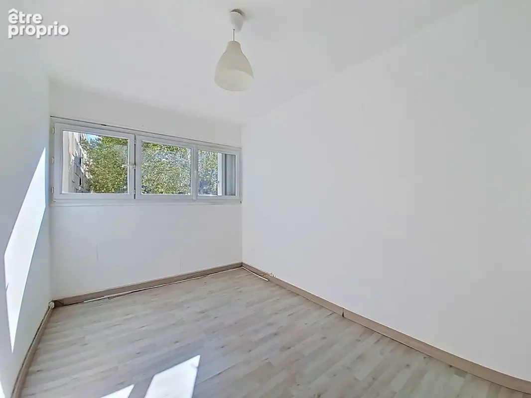 Appartement Yerres 4 pièce(s) 70 m2 - photo 6