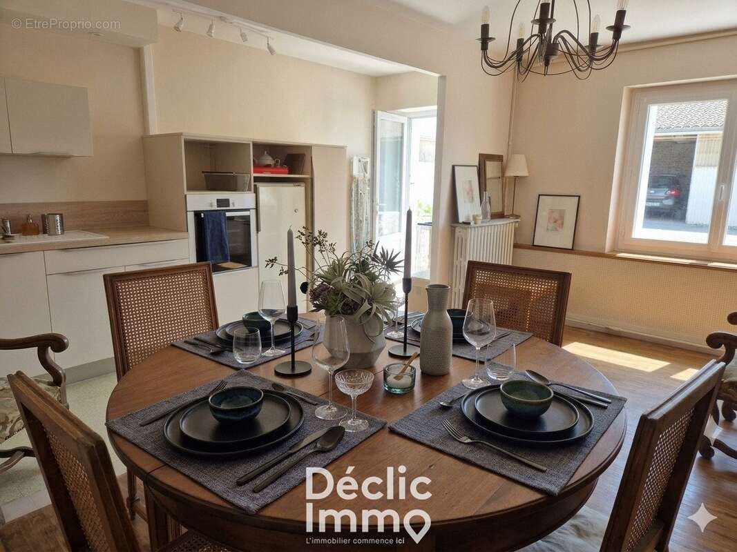 Maison avec studio indépendant et grandes dépendances  191 m² - photo 13