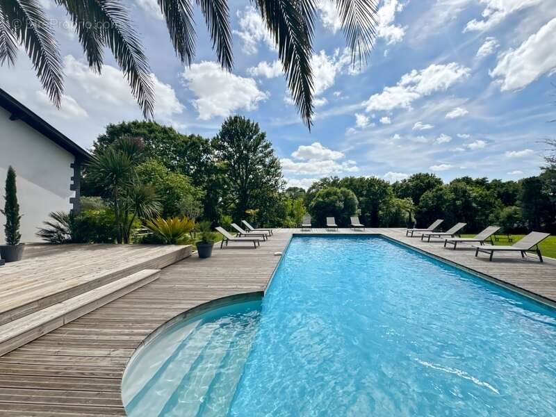 Maison à PEYREHORADE