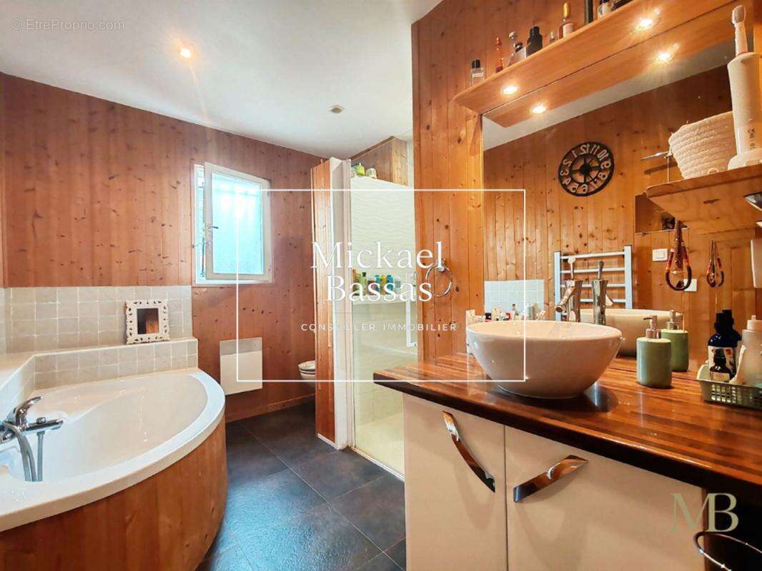 Maison à RIA-SIRACH