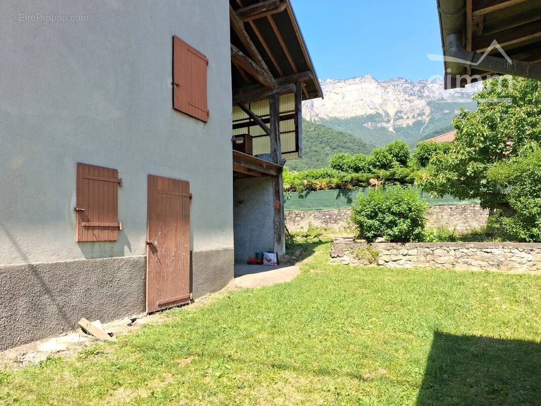Maison à LE TOUVET