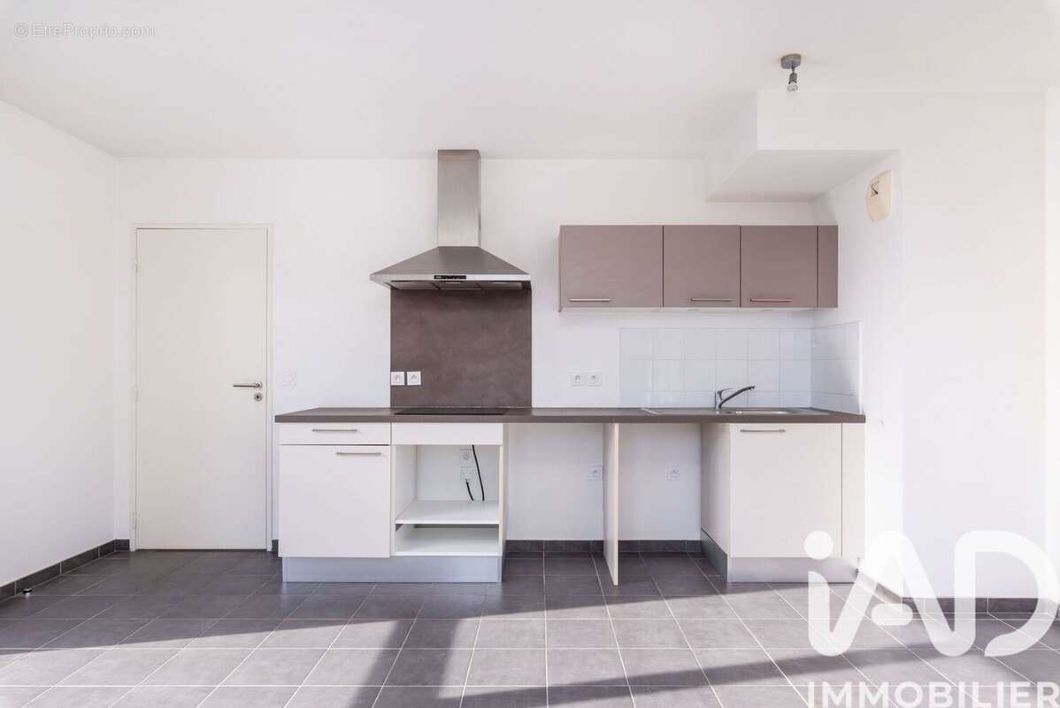 Photo 6 - Appartement à VILLEURBANNE