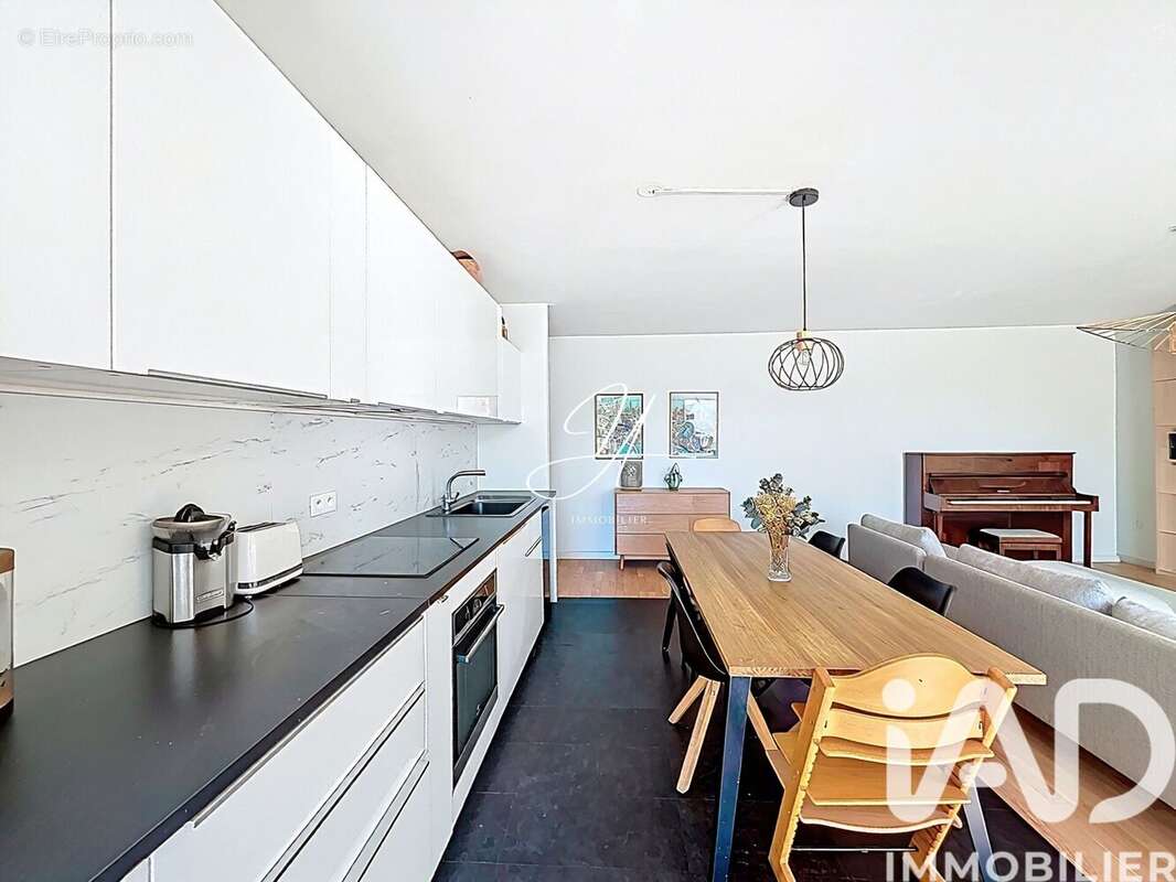 Photo 2 - Appartement à MONTROUGE