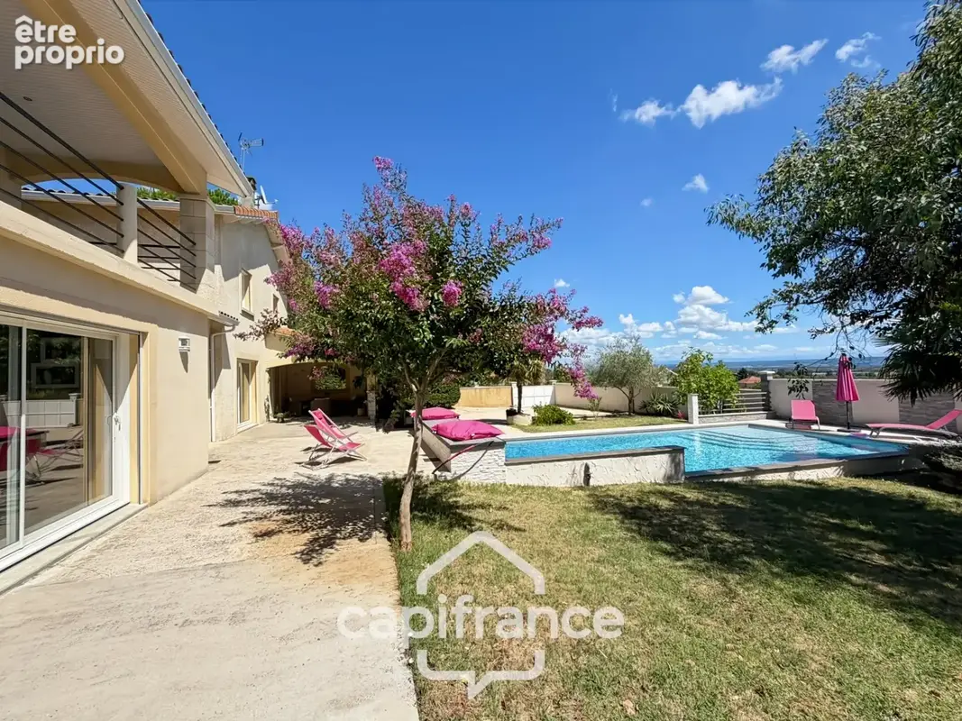 Maison Familiale avec piscine composée de 5 chambres sur ANJOU (38) - photo 8