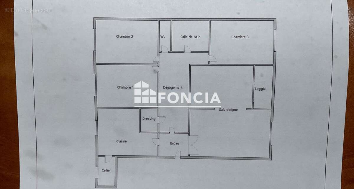 Appartement à CHILLY-MAZARIN