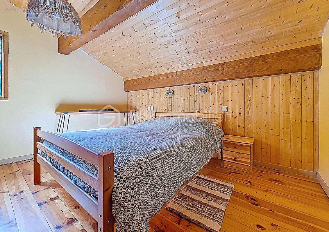 Maison à FONTPEDROUSE