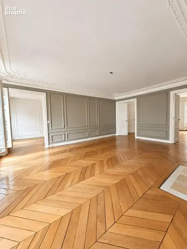 Paris 9e – Rue Drouot – Appartement traversant de 157 m² avec balcon - photo 5