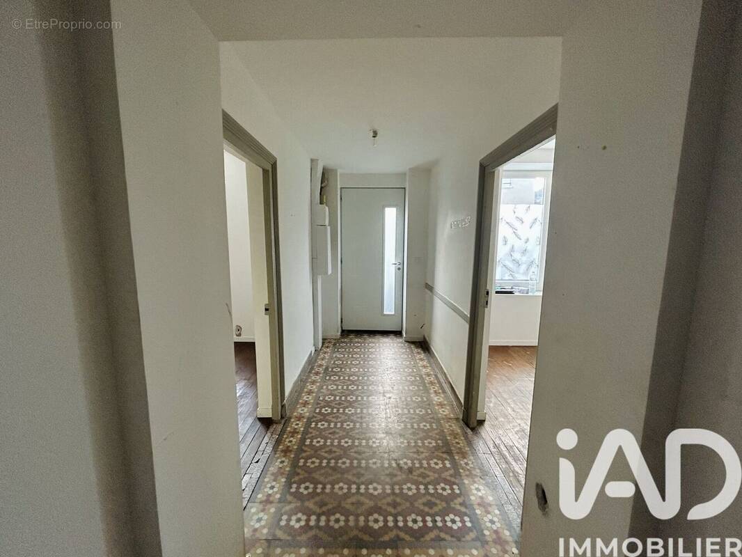 Photo 1 - Maison à LAVARDAC