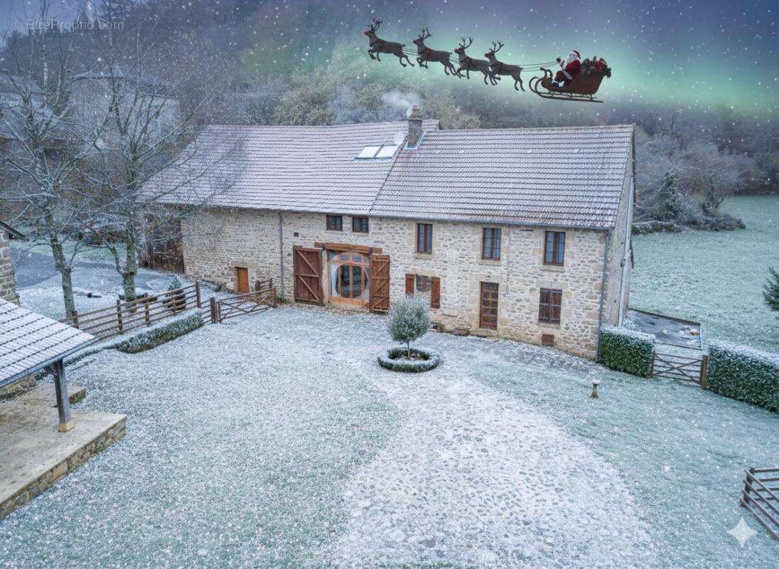 Maison à JABREILLES-LES-BORDES