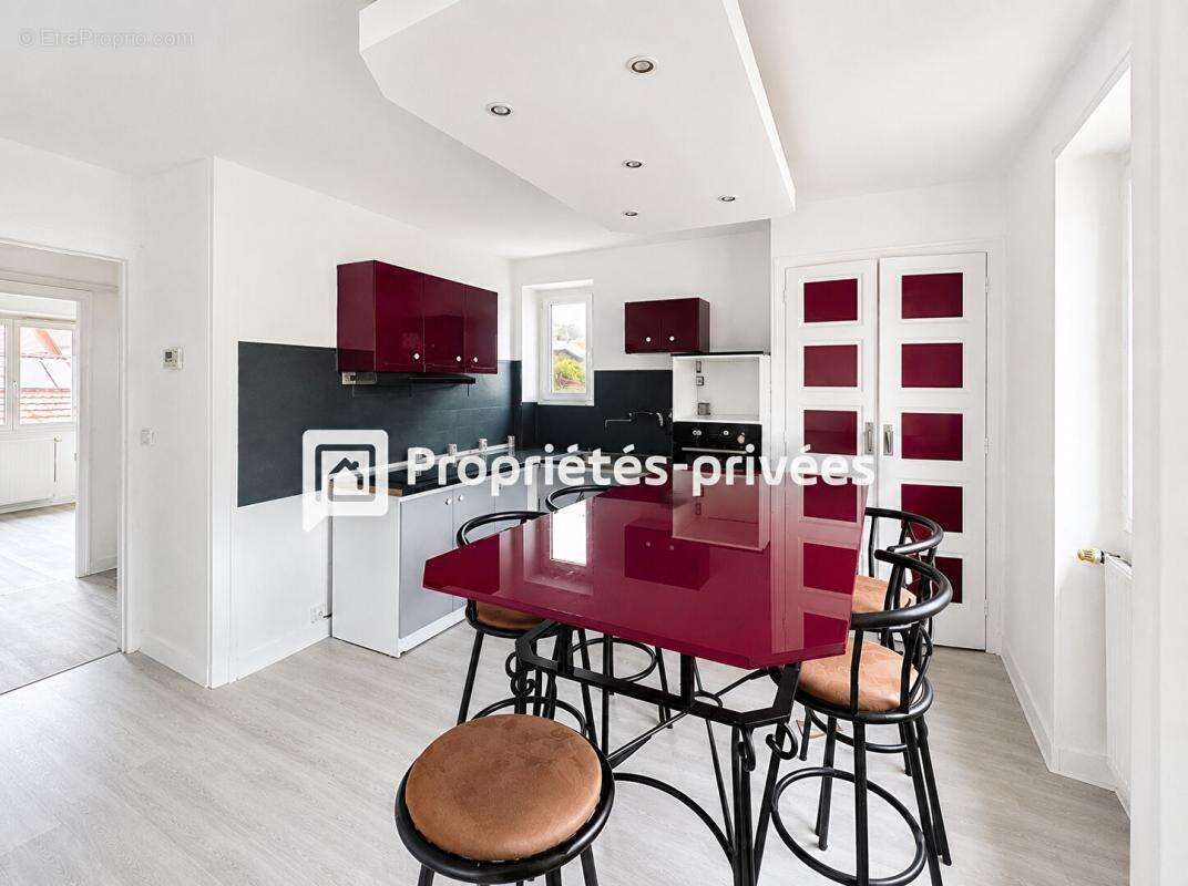 Maison 3 appartements Ugine 13 pièces  200 m2 - photo 7
