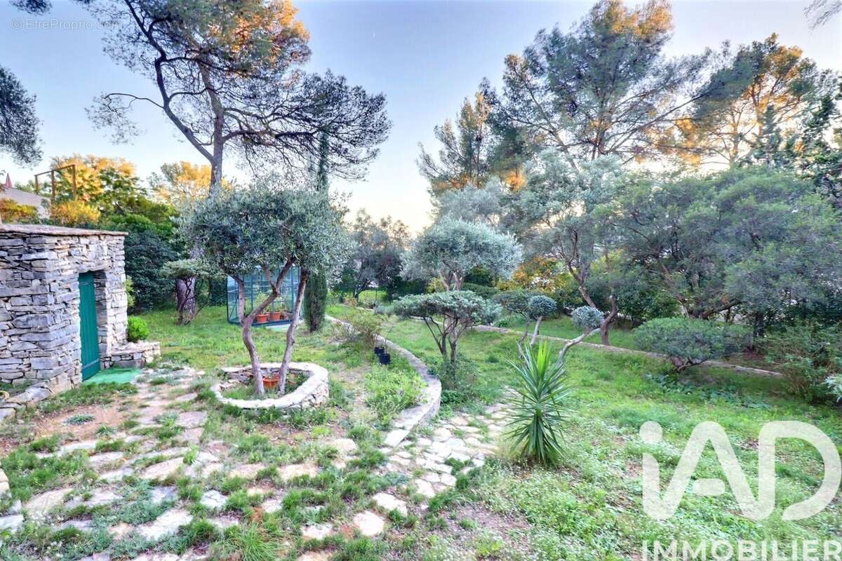 Photo 2 - Maison à CEYRESTE