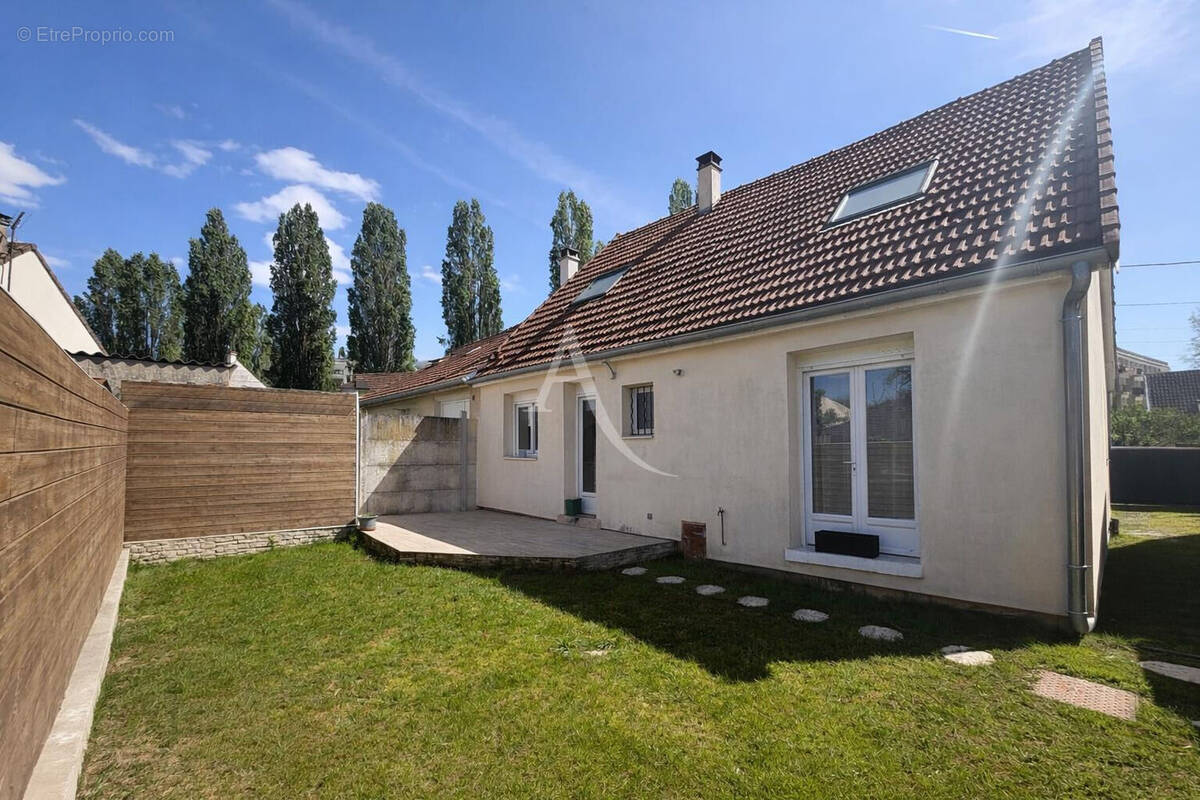 Maison à VILLEPARISIS