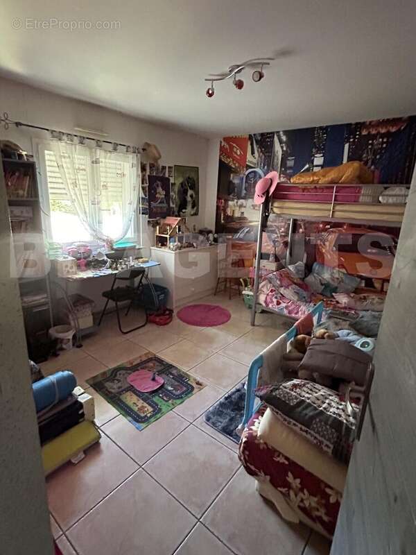 IMG_0457 - Maison à MONTBLANC