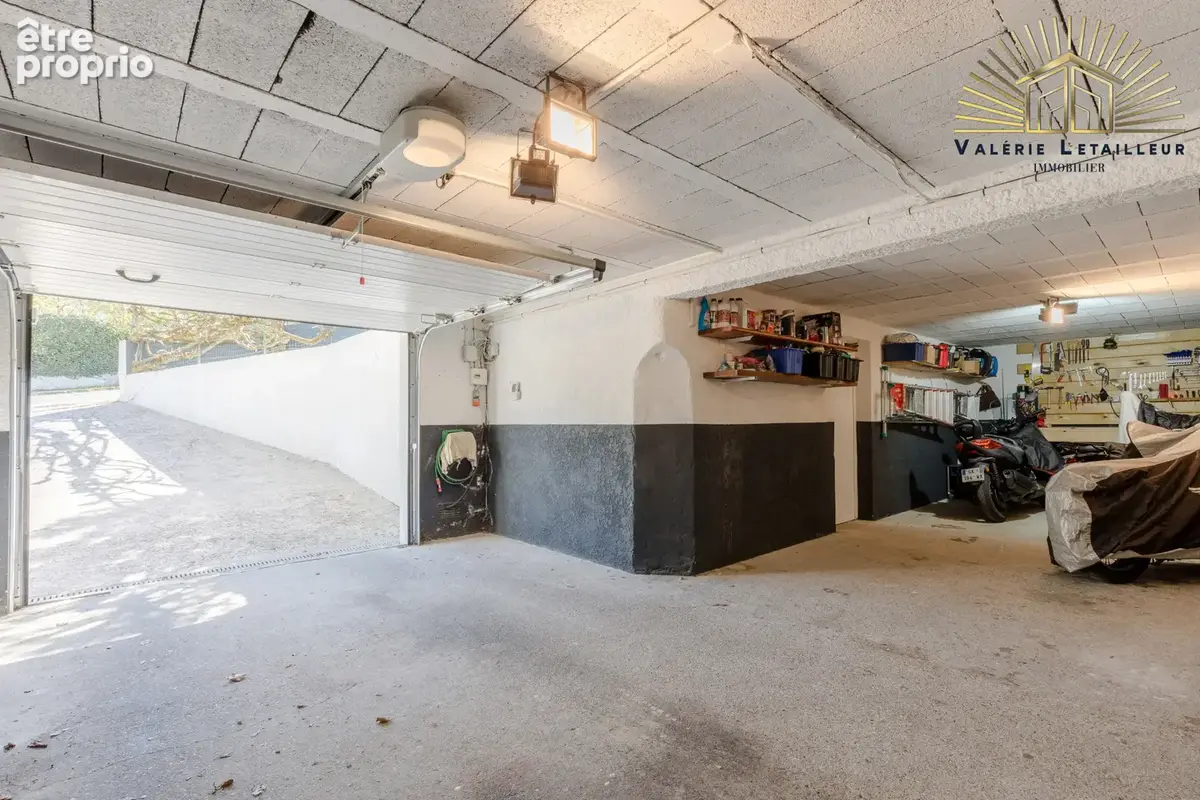 Magnifique maison de caractère développant environ 170 m2 habitables, complétés par 100 m2 de sous-sol, le tou - photo 15