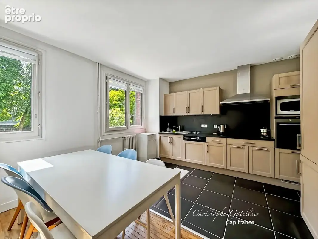 96 m² – 3 chambres + possibilité 4 – Parc arboré – Gare à pied - photo 4