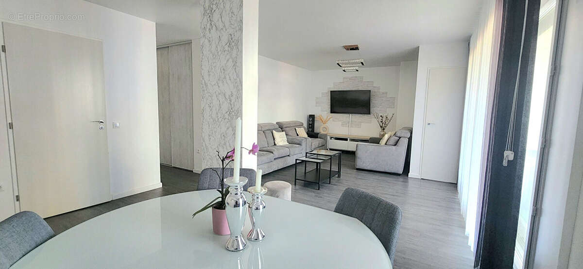 Appartement à SAINT-GRATIEN