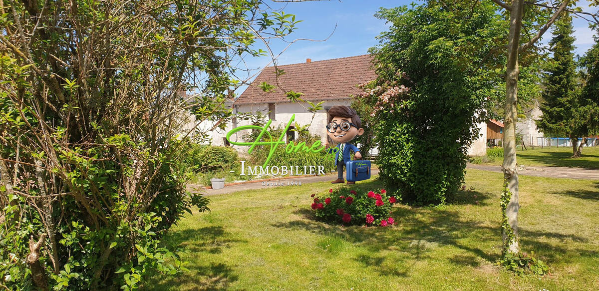 Maison à LES AIX-D&#039;ANGILLON