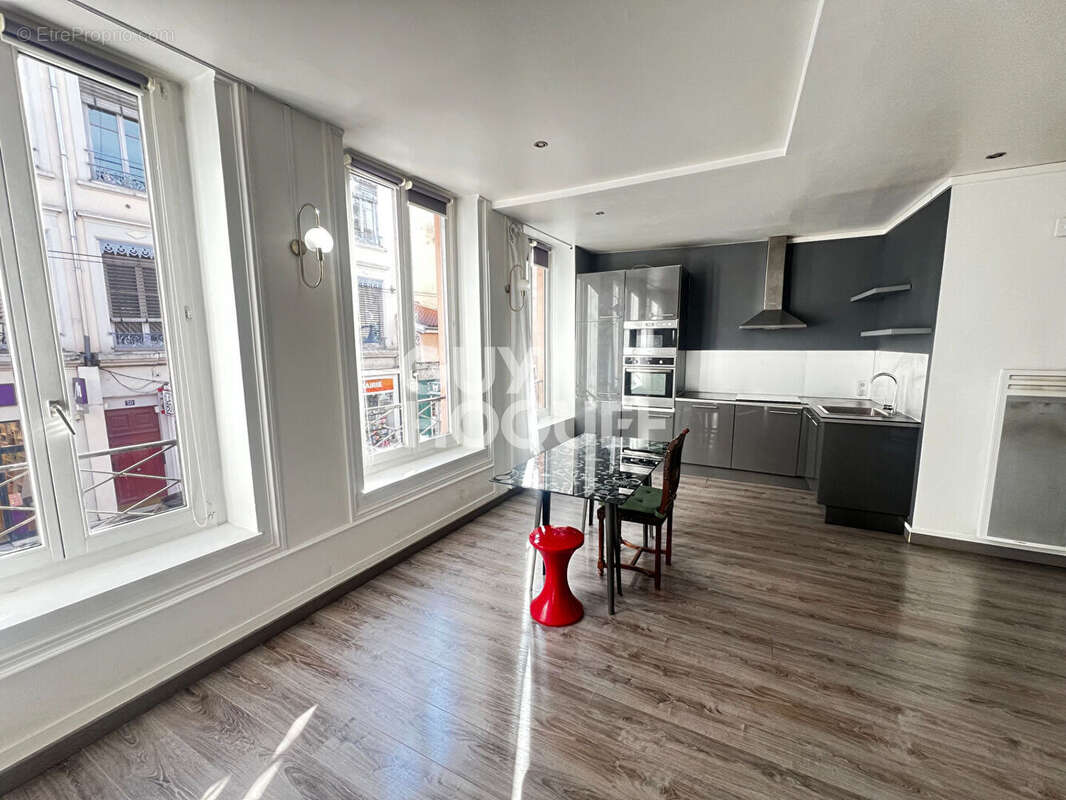 Appartement à LYON-4E